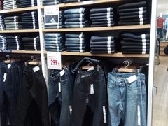 -优衣库(沈阳万象城店)