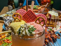 -街角等你.大连海鲜烧烤.经典铁板海鲜串(西安路店)