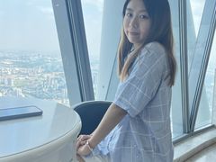 -广州塔卢特斯法国旋转餐厅