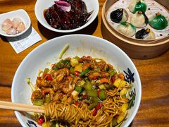 -李犟大爆鳝面·手工蟹黄包(湖滨西湖店)
