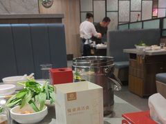-海底捞火锅(高新万达广场店)