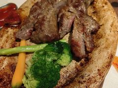 -春树下·树屋花房西餐厅(罍街AS1980店)