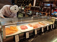 -广州万富希尔顿酒店·感趣自助餐厅·金秋蟹宴生蚝海鲜刺身烧烤