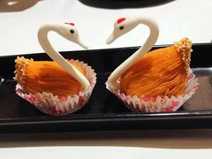 鲜果榴莲天鹅酥-陶陶居酒家(海岸城店)