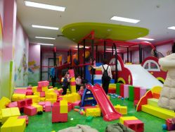 -孩子王(奥克斯广场店)