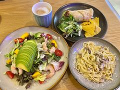 -HELLO 27 意面·沙拉·帕尼尼