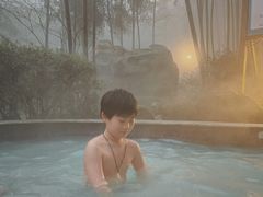 -江南天池高山汤泉城