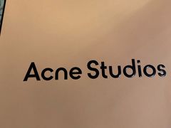 -Acne Studios(芮欧百货店)