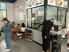 -荣荣面馆(丹溪大道店)