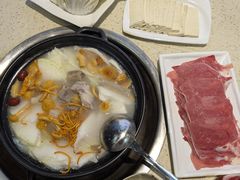 -九寨沟特色牦牛肉汤锅