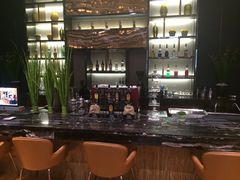 -武汉光谷广场杨家湾地铁站怡程酒店