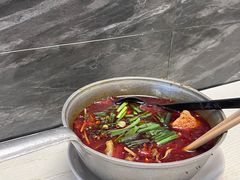 -铁锅哥米线