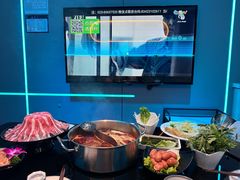 -唯爱KTV聚会餐厅(仙林东城汇店)