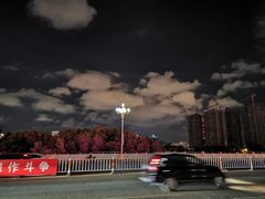 -解放路步行街                