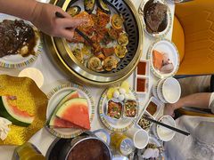 -布罗城堡自助烧烤(鸿通城购物中心店)