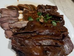 卤水鹅肉-潮州府·潮菜·砂锅粥(徐家汇店)