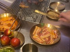 -又见炊烟炭火烤肉(五一新村店)