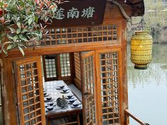 -绿茶餐厅(龙井船宴· 品牌总店)