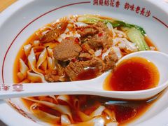 -呷佬·长沙手工米粉(金沙江路店)