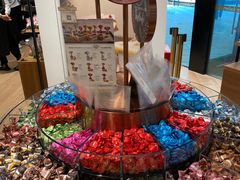 -Laderach 莱德拉(上海环贸iapm店)