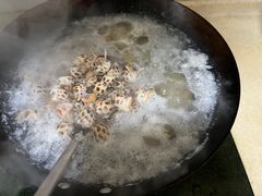 -渔人湾码头海鲜市场负二楼