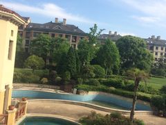 -桂花城会所游泳池