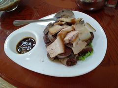 -鸿运美食府
