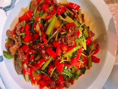 小炒黄牛肉-胡桃里音乐酒馆(海雅缤纷城店)