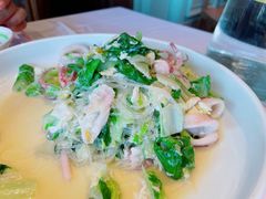 笔管鱼小白菜-开海·红岛海鲜虾水饺(石老人店)