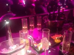 -简奥斯汀·赫本酒吧
