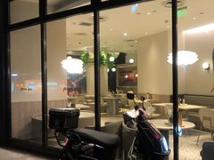 -必胜客(大坪英利店)