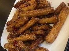 -梧桐树下(云锦世家店)