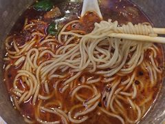 -魔都三兄弟酸辣粉·蘸卤炸串(虹桥万科店)
