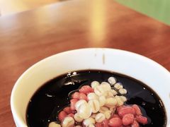 蜂蜜爆珠龟苓膏-牛氏石磨肠粉(海璟国际店)