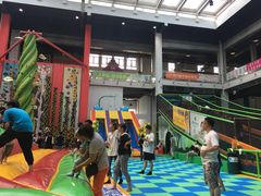 -蒙特利亲子乐园