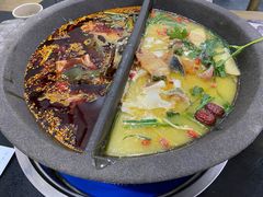 -秦巴石锅鱼