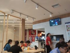 大堂-轻蔬不用等·素食(江苏路店)