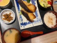 -小山日本料理(兴业太古汇店)