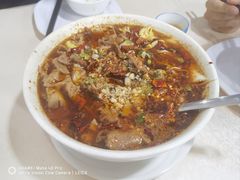 水煮牛肉-YI PIN JU 一品居中餐厅 中国超市
