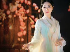-九月鹰飞汉服摄影工作室