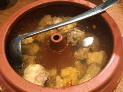 -云海肴·汽锅鸡·云南菜(天山百盛优客店)