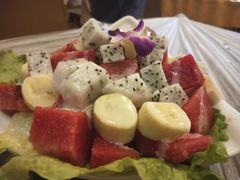 -覃记海鲜美食餐厅