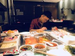 -海底捞火锅鲜切牛肉主题店(长寿路店)
