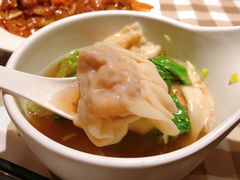 -新大咀港式茶餐厅(宝山万达店)