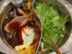 -重庆风光老灶火锅城(同德广场店)