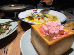 -蜜桃餐厅·伴山(湖滨商业街店)