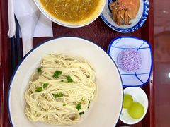 -百年老字号·观振兴蟹黄面·三虾面·苏式面(观前街富仁坊巷店)