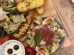 -Mark&Mars Restaurant