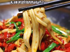 钢盆鱿鱼-佬湘楼·27年湘菜(天河都市广场店)