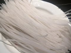 -鱼窝棚柴火铁锅炖(富山屯店)